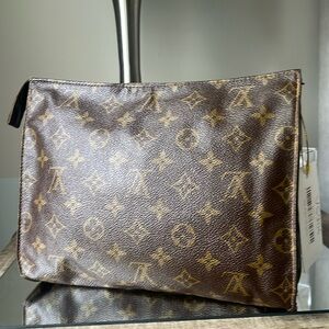 Authentic LV clutch bag brown monogram
